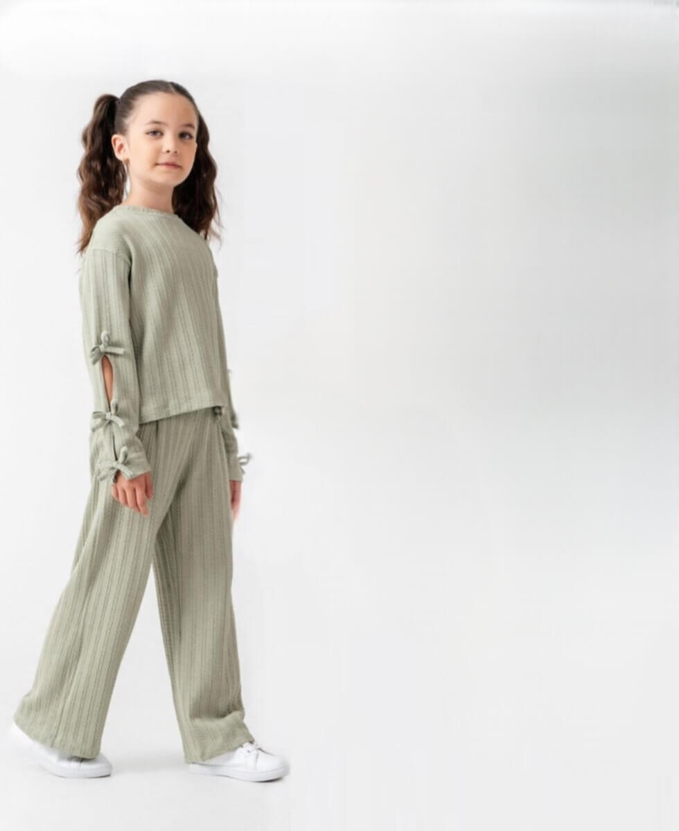 Σετ με φιογκάκια